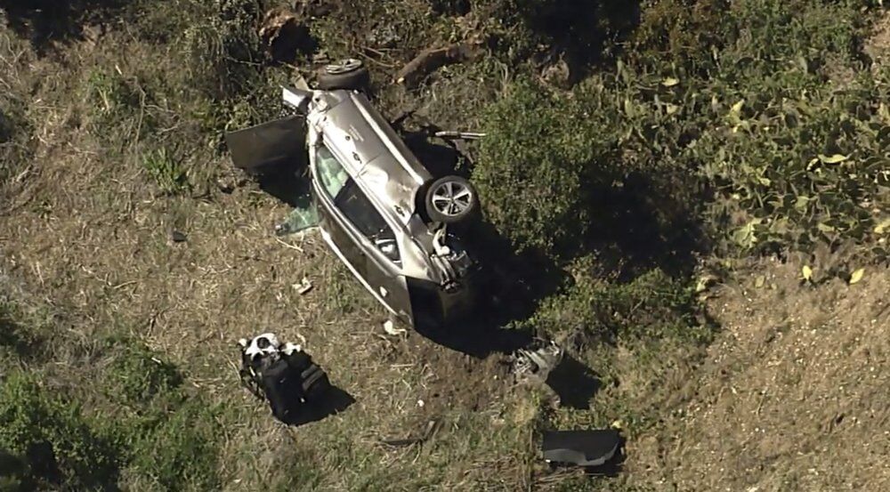 TIGER WOODS ROLLOVER CRASH - AP 2-23-2021 1.jpeg